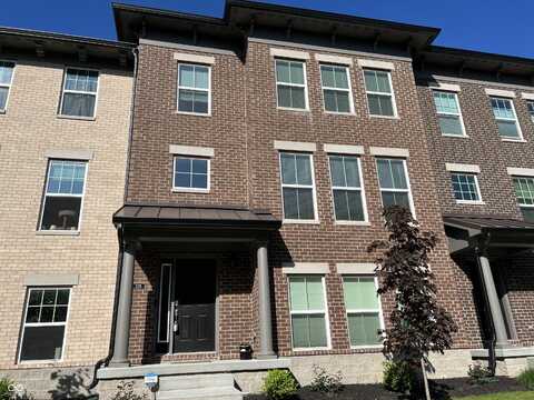 329 Wakefield Way, Zionsville, IN 46077