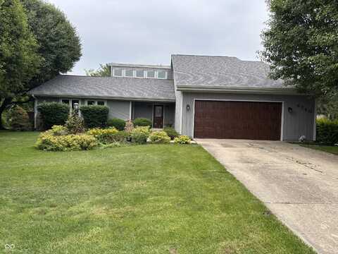 4760 Winterberry Place, Columbus, IN 47201