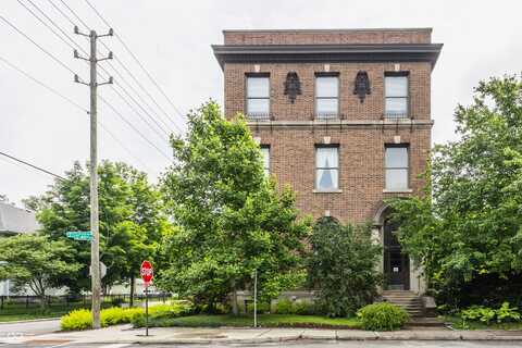 3959 Central Avenue, Indianapolis, IN 46205
