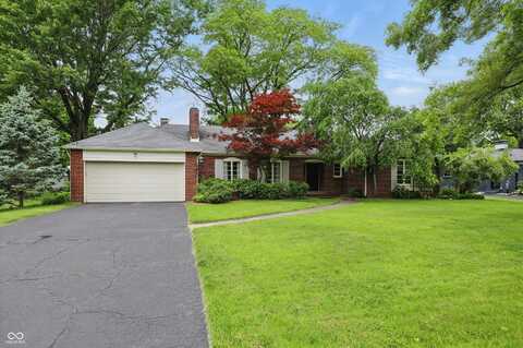 8752 Washington Blvd E Drive, Indianapolis, IN 46240