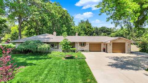 6440 Saint Joe Drive, Indianapolis, IN 46217
