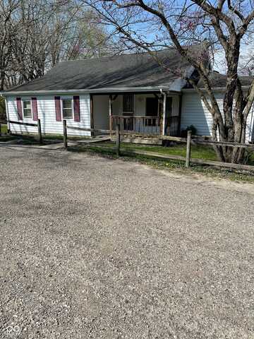 9267 S Water Street, Knightstown, IN 46148