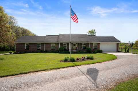 6640 S Greensboro Pike, Knightstown, IN 46148