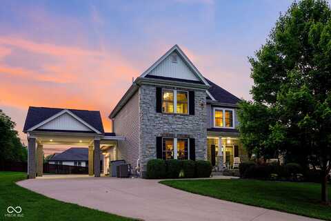 2898 Violet Court W, Columbus, IN 47201
