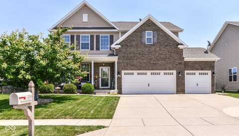 7733 Chestnut Eagle Court, Zionsville, IN 46077
