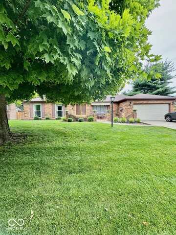 3130 Taylor Road, Columbus, IN 47203