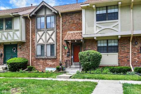 8121 Bromley Place, Indianapolis, IN 46219