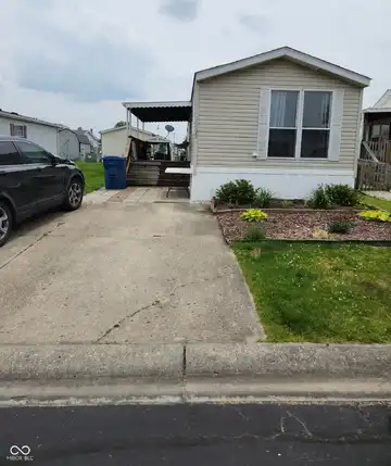 10129 Peartree Road, Indianapolis, IN 46235