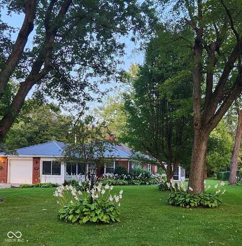 1322 Greenway Drive, Anderson, IN 46011