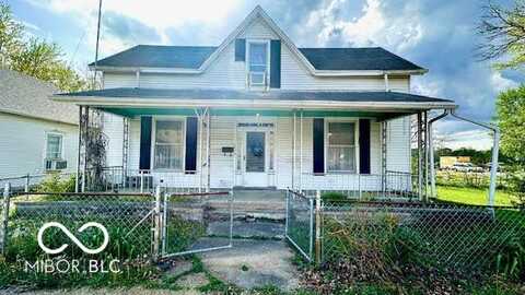 828 Main Street, Hope, IN 47246