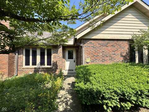 10712 Downing Street, Carmel, IN 46033
