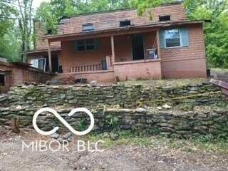 8803 S Sleepy Hollow Road, Waldron, IN 46182