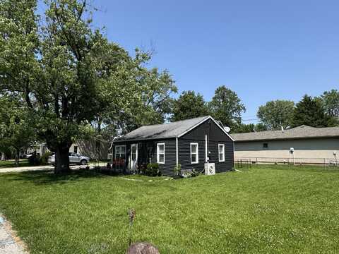 208 S Williams Street, Selma, IN 47383