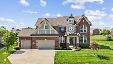 2447 Stonehaven Drive, Avon, IN 46123