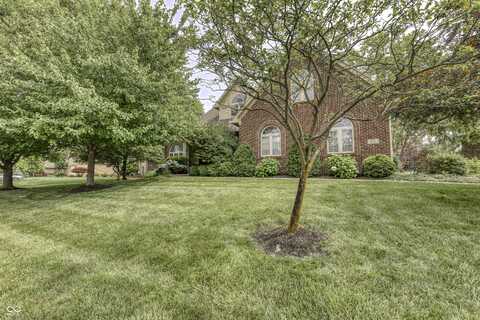 2553 Forest Hills Boulevard, Greenwood, IN 46143