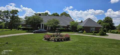 9628 Summerlakes Drive, Carmel, IN 46032