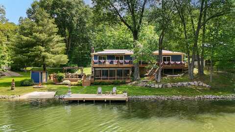 8426 N Chickadee Drive, Morgantown, IN 46160