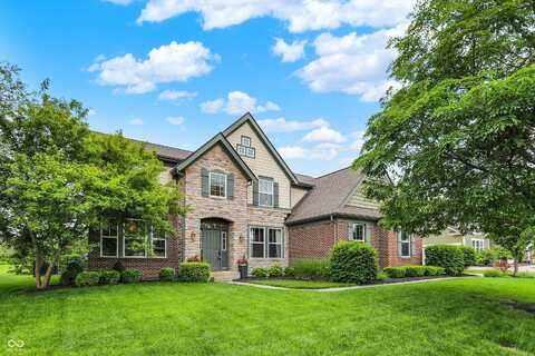 9179 Brookstone Place, Zionsville, IN 46077