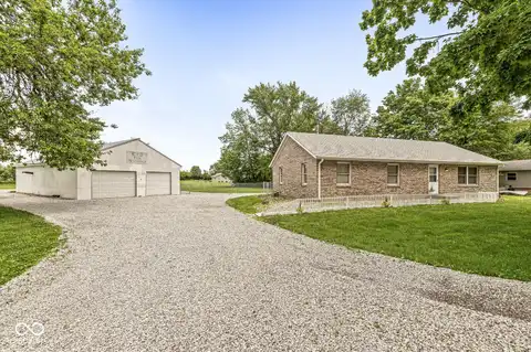 312 W Clark Lane, Fairland, IN 46126