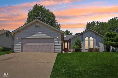 430 Oakbrook Drive, Columbus, IN 47201