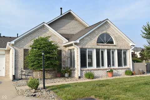 7357 Lake Lakota Drive, Indianapolis, IN 46217