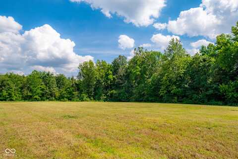 6475 W Ohio Ridge Road, Columbus, IN 47201