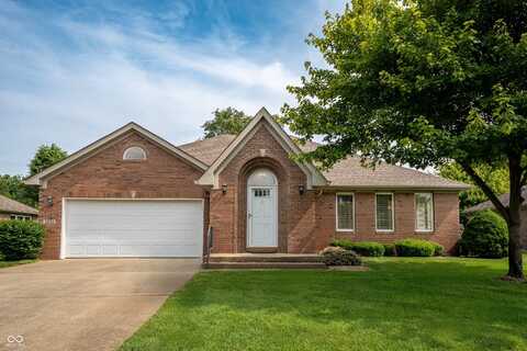 5032 Monticello Drive, Columbus, IN 47203