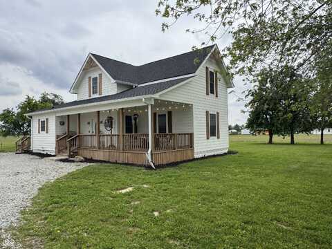 229 E 700 N, Sharpsville, IN 46068