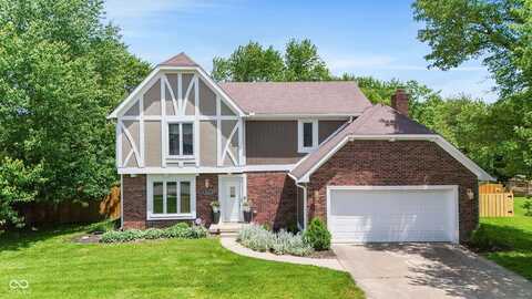 9832 Scotch Pine Lane, Indianapolis, IN 46256