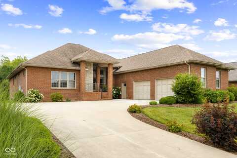 888 Westcreek Drive, Columbus, IN 47201