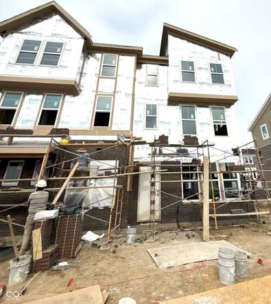 7333 Bayview Run, McCordsville, IN 46055