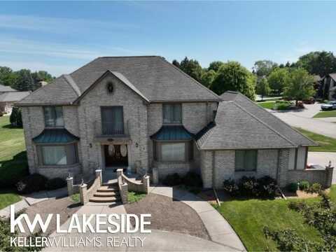 37272 Fiore, Clinton Township, MI 48036
