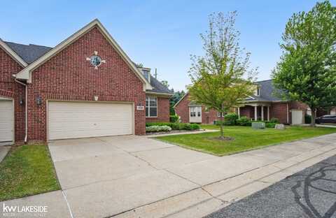 19354 Acorn, Clinton Township, MI 48038