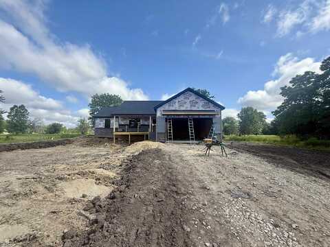 7910 Smiths Creek, Goodells, MI 48027