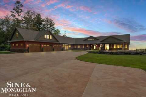 950 N Lake Huron Shore, Harrisville, MI 48740