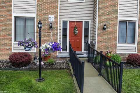 1660 River, Marysville, MI 48040