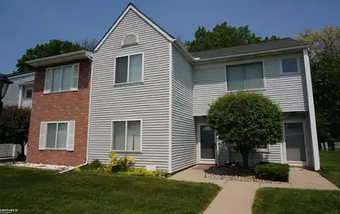 68 Rosebud, Mount Clemens, MI 48043