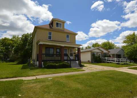 17530 Oakdale, Roseville, MI 48066