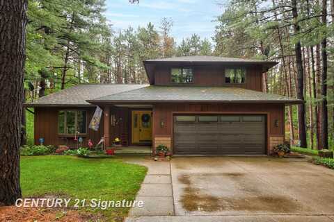 3766 S Kirk, Vassar, MI 48768