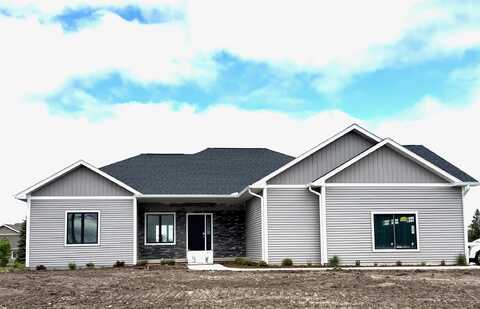 300 W MIDLAND, Auburn, MI 48611