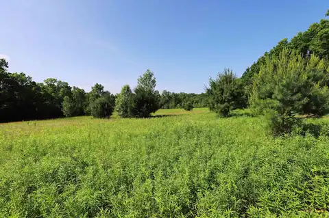 0 River, Flushing, MI 48433