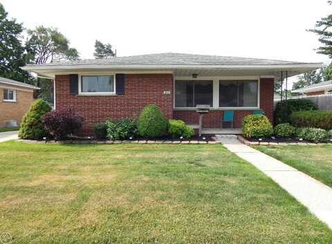 8508 Darlene, Warren, MI 48093