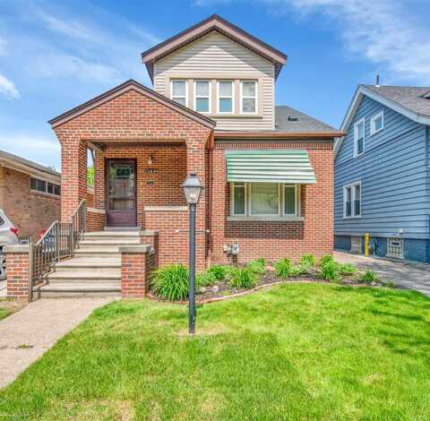 1364 Beaconsfield, Grosse Pointe Park, MI 48230
