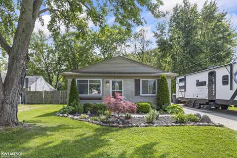 32540 Sutton, Chesterfield, MI 48047