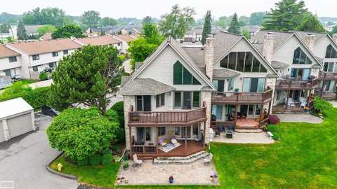50731 Harbour View, New Baltimore, MI 48047