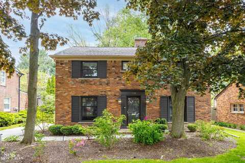 766 Lakeland, Grosse Pointe, MI 48230