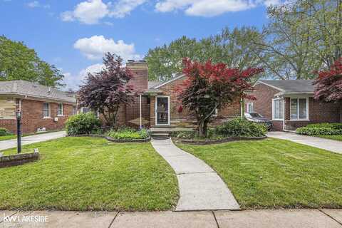 22400 Red Maple, Saint Clair Shores, MI 48080