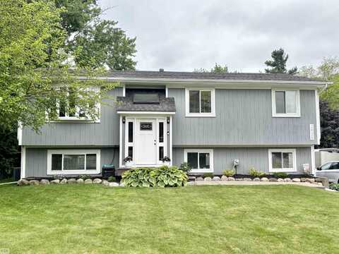 2925 Garfield, Waterford, MI 48329