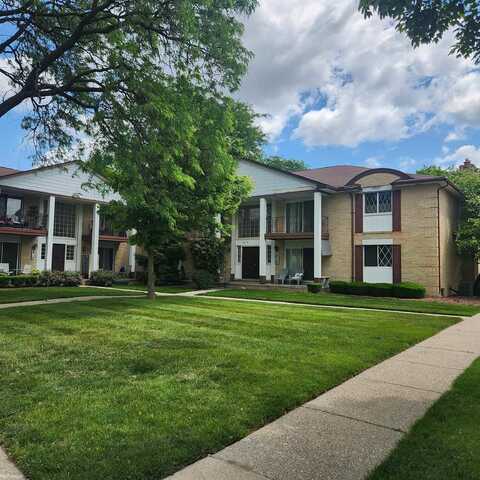 29273 Hayes E5, Warren, MI 48088