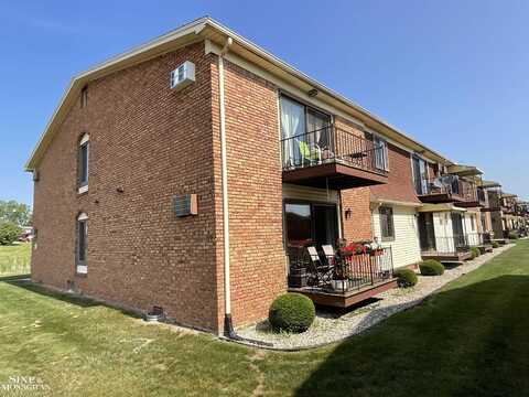 1900 River Rd D5, Marysville, MI 48040